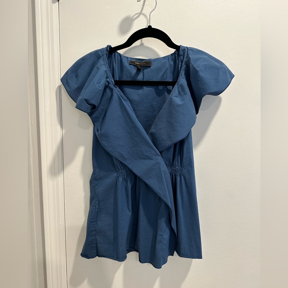💙BCBG ‘Like New’ Shirt -Size Small✨Fabric in Perfect Condition